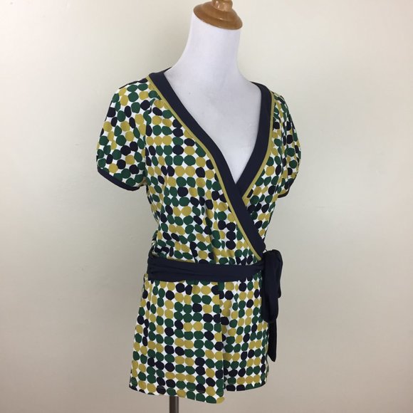 BCBGMAXAZRIA Multi Color Dots Style Print Belted Short Sleeve Wrap Shirt Top - Picture 4 of 9